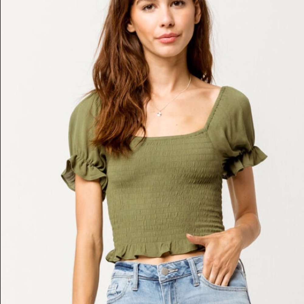 Tillys sky and sparrow crop top